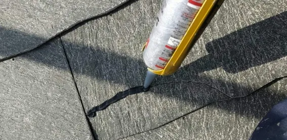 屋根の部分補修